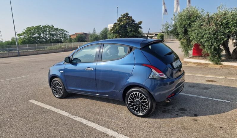 LANCIA – Ypsilon 1.0 firefly hybrid Platino s&s 70cv pieno