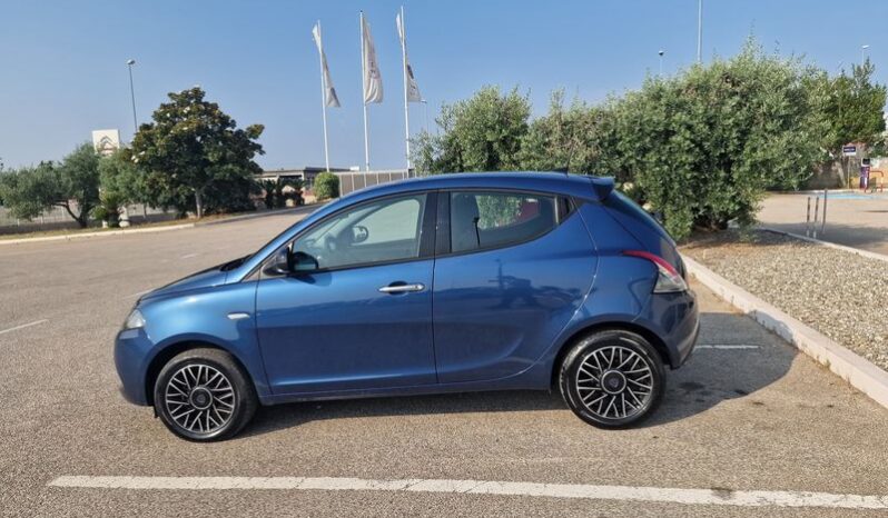 LANCIA – Ypsilon 1.0 firefly hybrid Platino s&s 70cv pieno