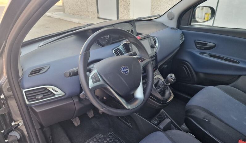LANCIA – Ypsilon 1.0 firefly hybrid Platino s&s 70cv pieno