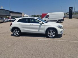 Mercedes – GLA 180 d Sport auto