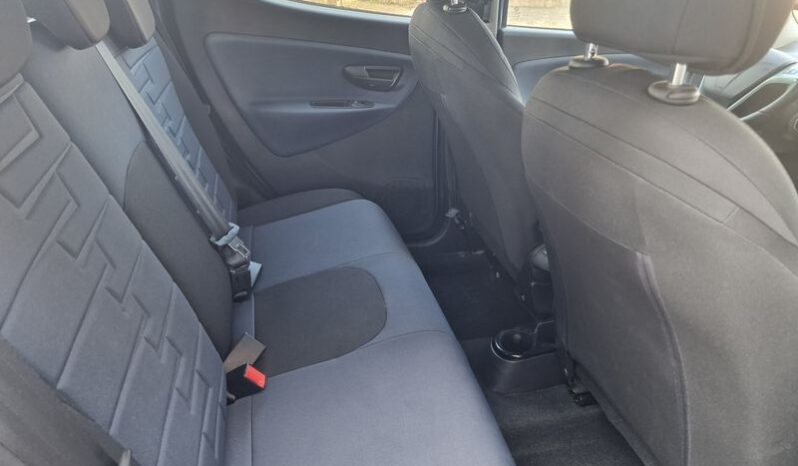 LANCIA – Ypsilon 1.0 firefly hybrid Platino s&s 70cv pieno