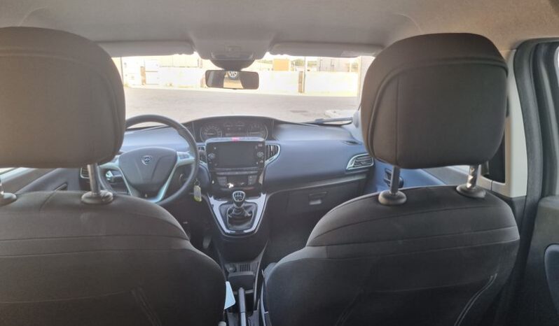LANCIA – Ypsilon 1.0 firefly hybrid Platino s&s 70cv pieno