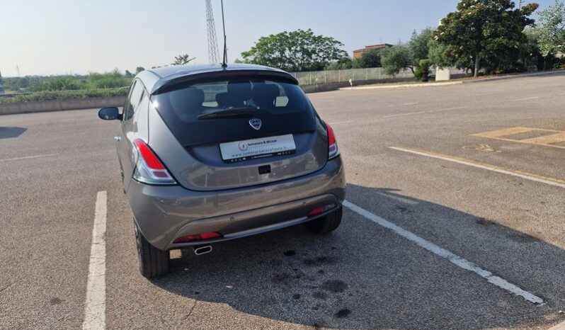 LANCIA – Ypsilon 1.0 firefly hybrid Platino s&s 70cv pieno