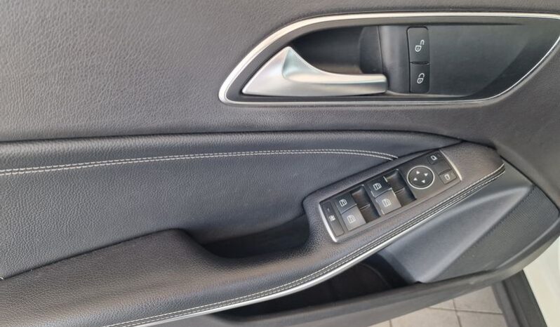 Mercedes – GLA 180 d Sport auto pieno