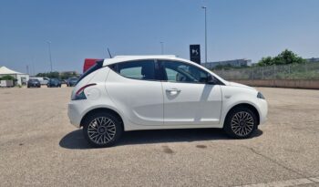 LANCIA – Ypsilon 1.0 firefly hybrid Platino s&s 70cv pieno