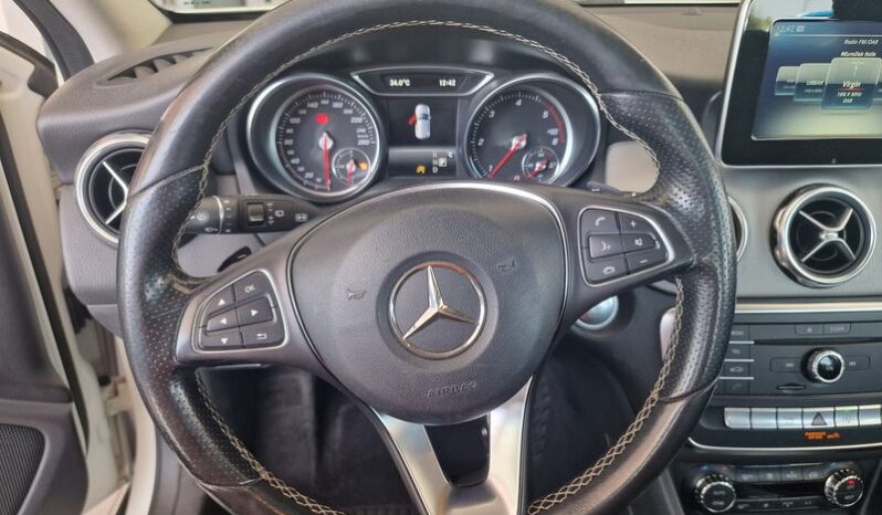 Mercedes – GLA 180 d Sport auto pieno