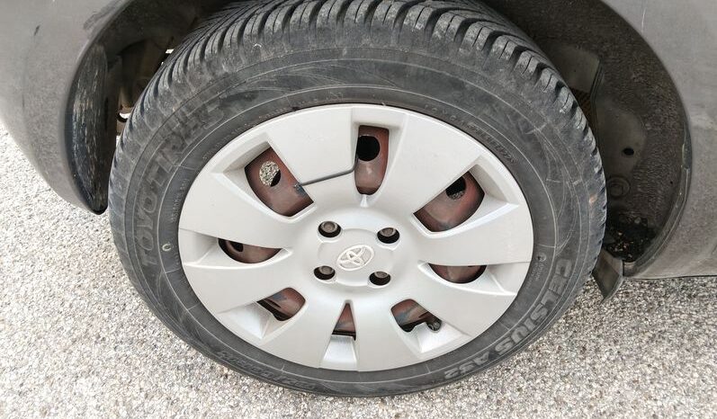 TOYOTA – Yaris 5p 1.0 Sol pieno